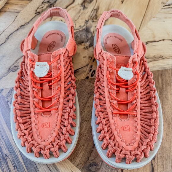 KEEN Uneek Slice Fade Two Cord Adjustable Fit Sandals, Summer Fig/Crabapple, 9 - Picture 8 of 9